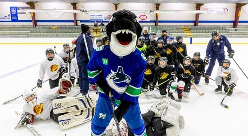 PHOTOS: Young players go gaga for Summerland Canucks Day