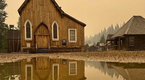 Historic Barkerville site ‘at the whim of Mother Nature’ as nearby wildfire quadruples in size
